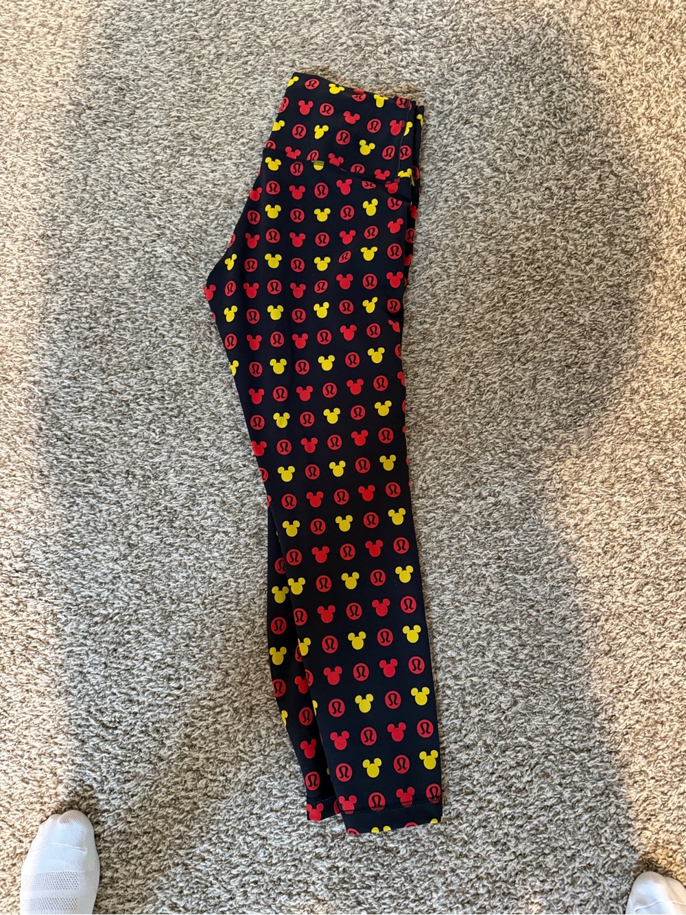 Disney Lululemon Wunder Train Mickey Mouse Leggings